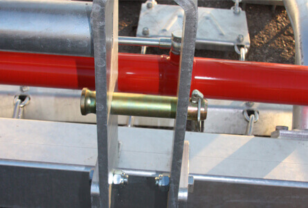 Luční brány – uchycení bran se záběrem 5 m a víc přes tříbodový závěs kat. II